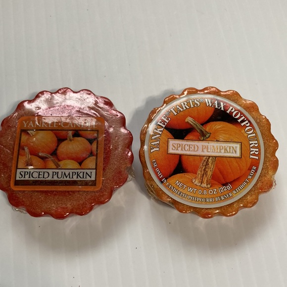 2 Yankee Candle Tarts SPICED PUMPKIN NEW 0.8 oz each - Picture 3 of 7